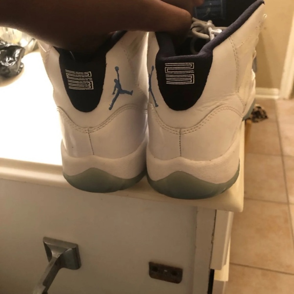 Retro legend blues
